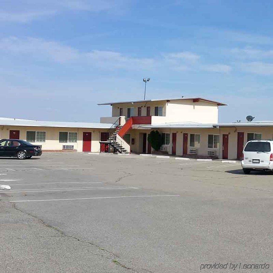 Budget Inn Мохаве Экстерьер фото
