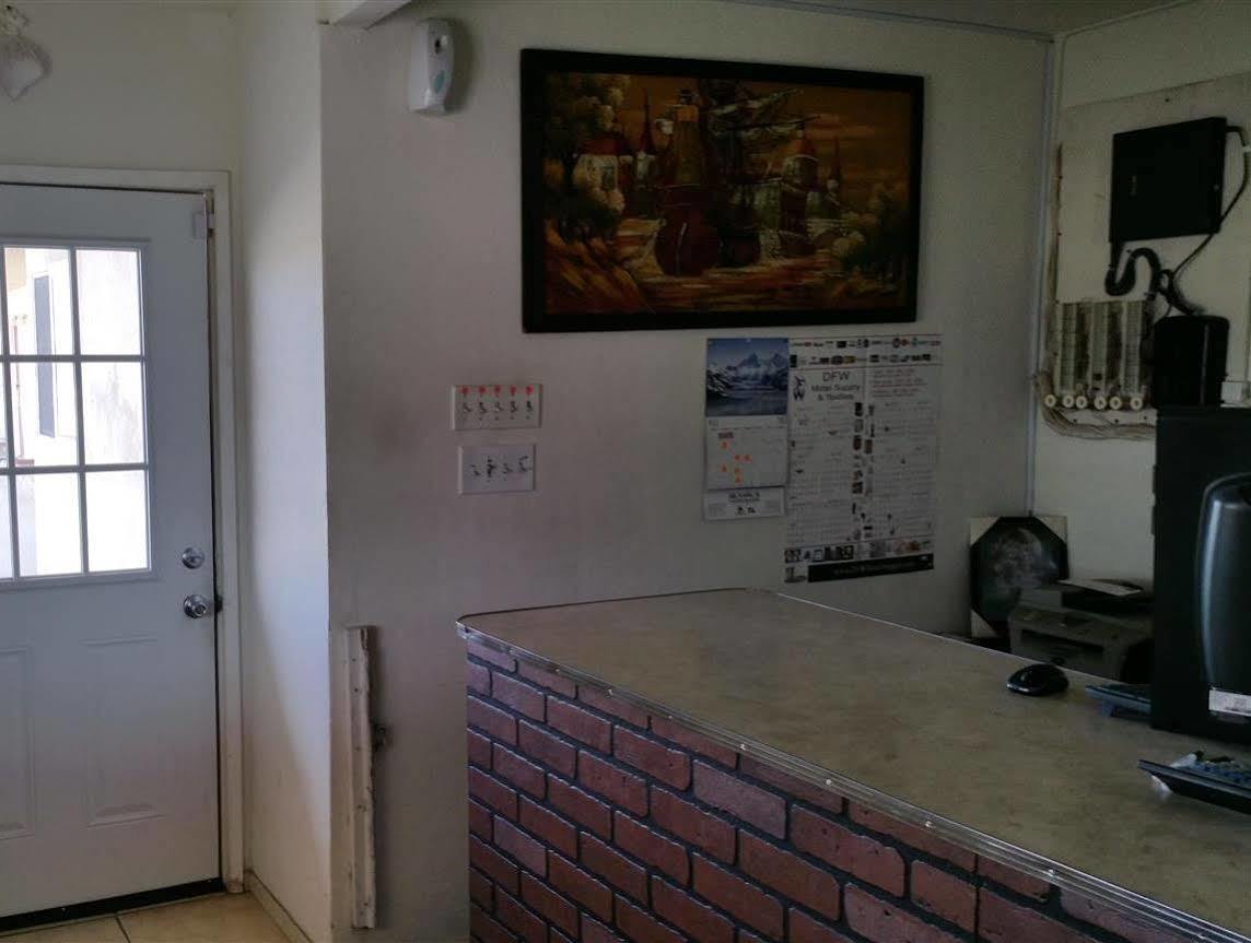 Budget Inn Мохаве Экстерьер фото